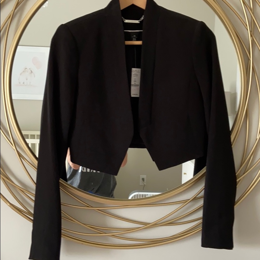 White House crop blazer
